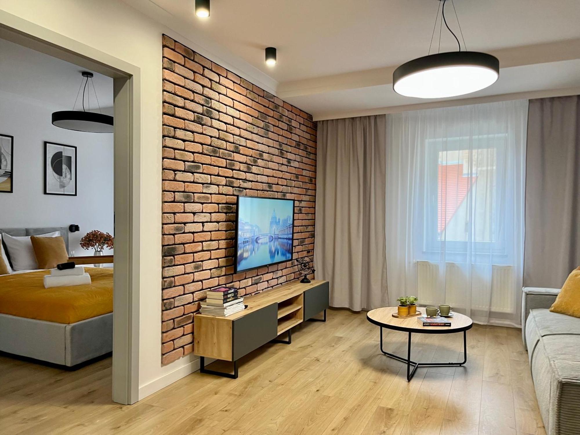 Luna Apartments 耶莱尼亚古拉 外观 照片